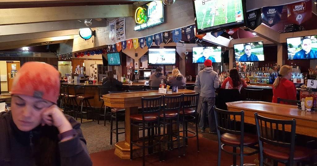 The 10th Frame Sports Bar Fox Cities CVB